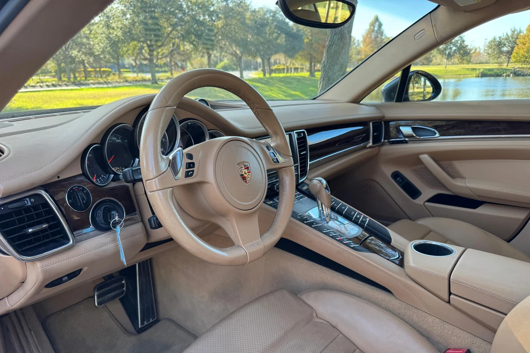 2010 Porsche 970 Panamera 4S - Image 18 of 31