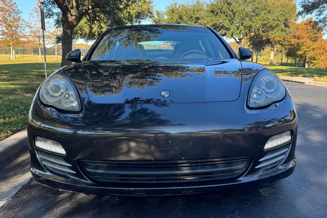 2010 Porsche 970 Panamera 4S - Image 2 of 31