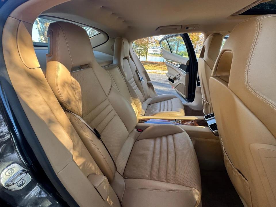2010 Porsche 970 Panamera 4S - Image 26 of 31