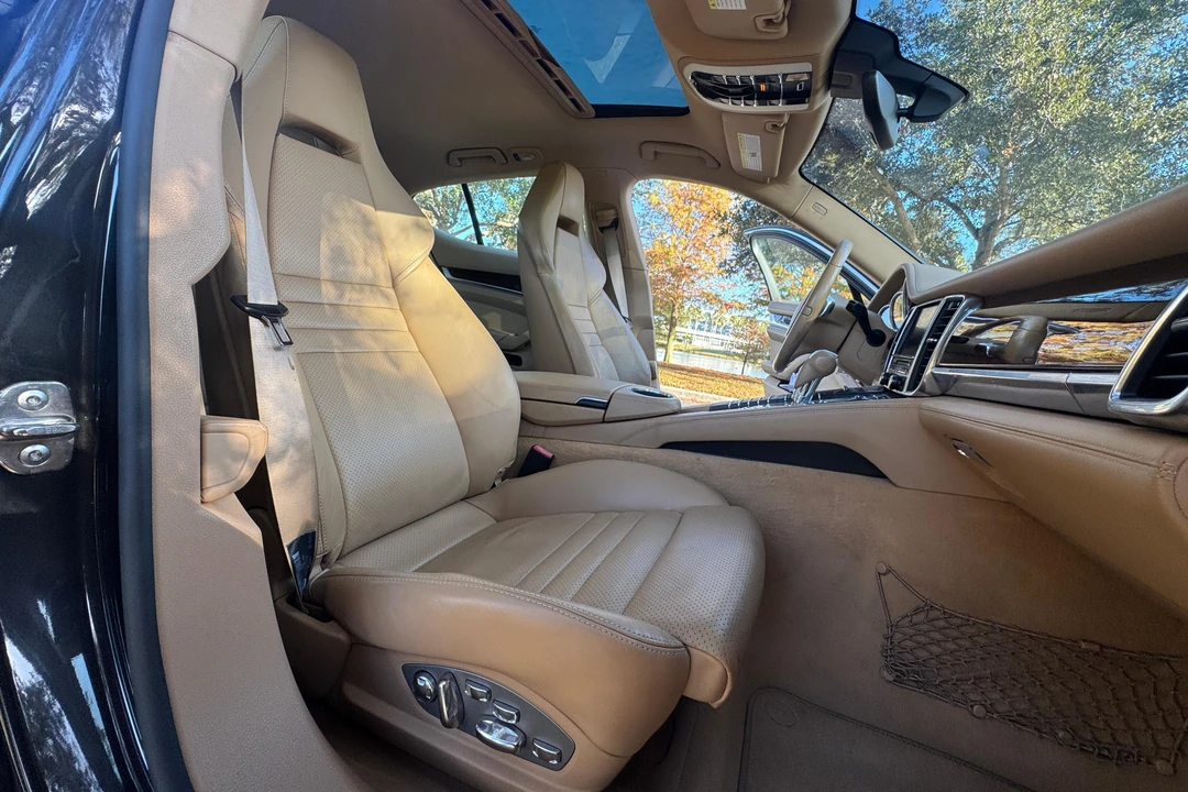 2010 Porsche 970 Panamera 4S - Image 19 of 31