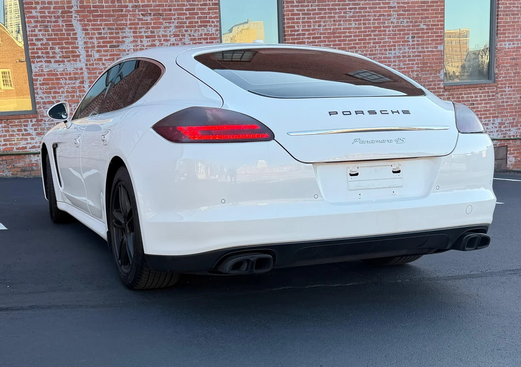 2010 Porsche 970 Panamera 4S - Image 8 of 31