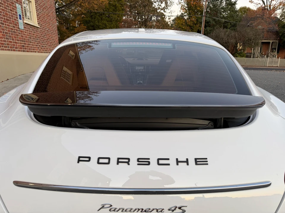 2010 Porsche 970 Panamera 4S - Image 25 of 31