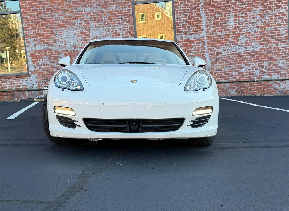 2010 Porsche 970 Panamera 4S - Image 6 of 31