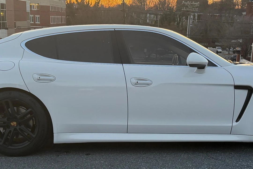 2010 Porsche 970 Panamera 4S - Image 29 of 31