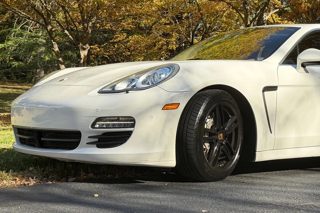 2010 Porsche 970 Panamera 4S - Image 18 of 31