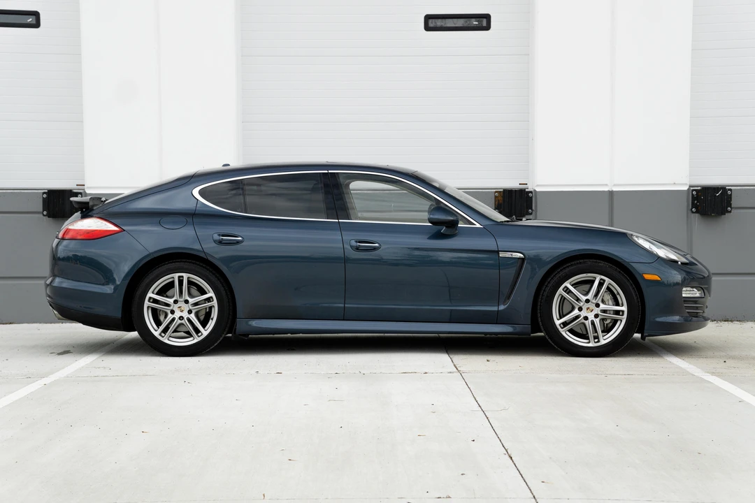 2010 Porsche 970 Panamera 4S - Image 18 of 31