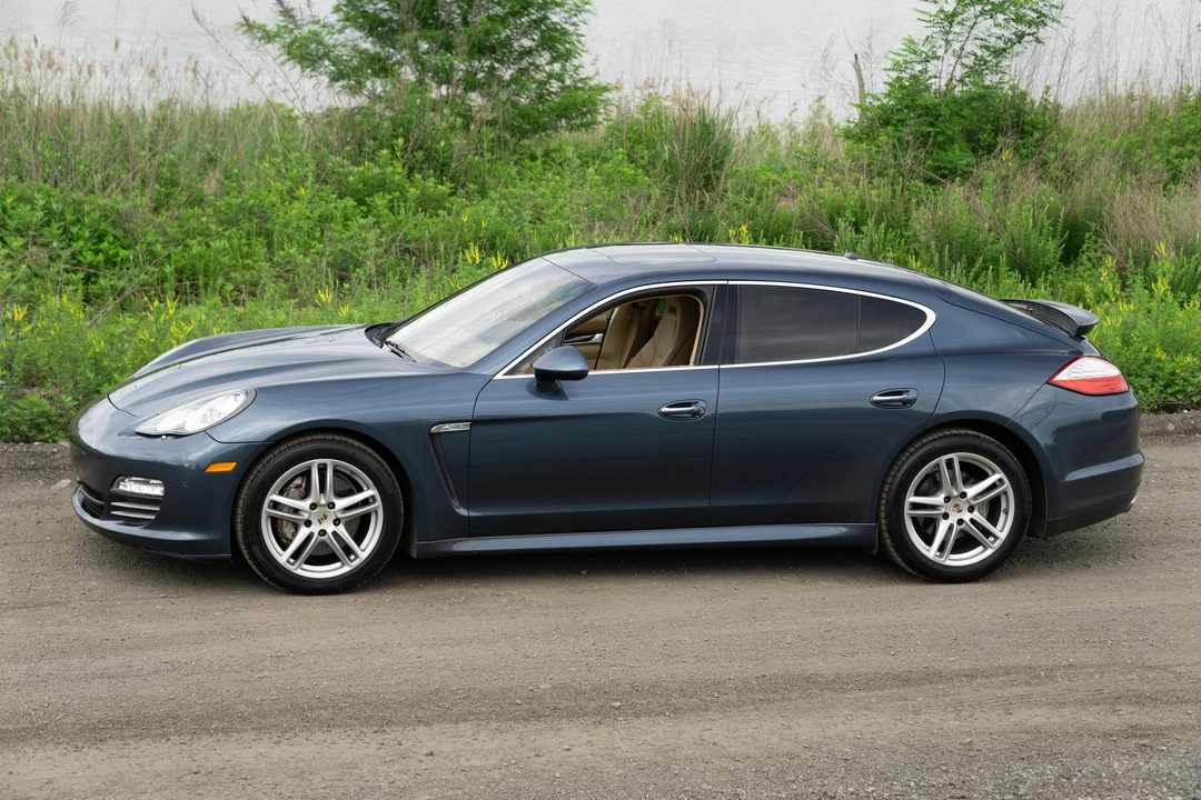 2010 Porsche 970 Panamera 4S - Image 9 of 31