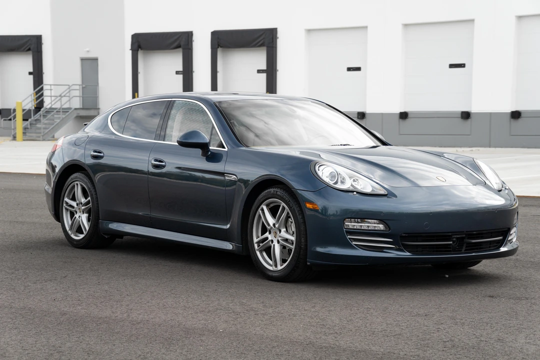 2010 Porsche 970 Panamera 4S - Image 19 of 31