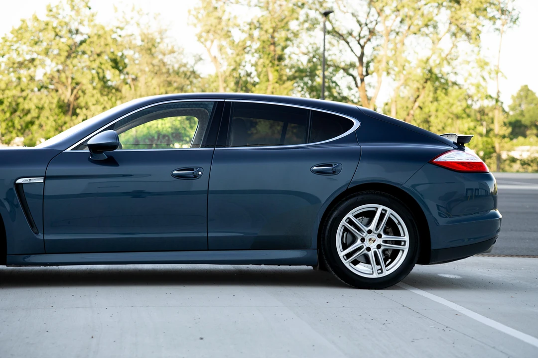 2010 Porsche 970 Panamera 4S - Image 28 of 31