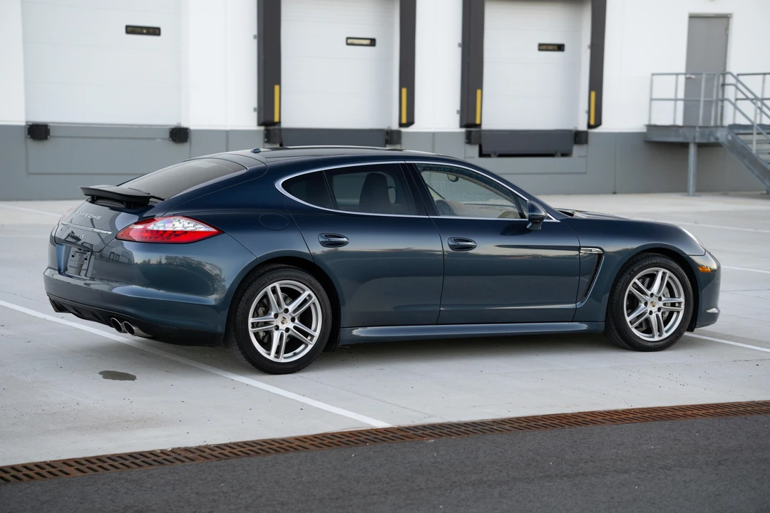 2010 Porsche 970 Panamera 4S - Image 16 of 31