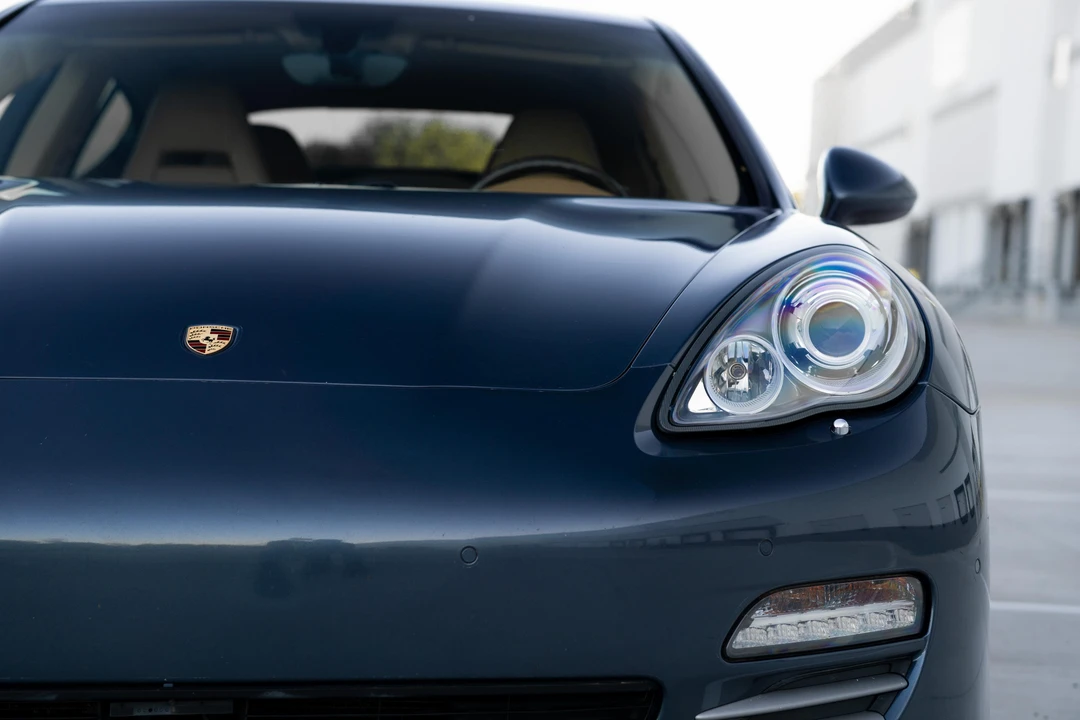2010 Porsche 970 Panamera 4S - Image 23 of 31