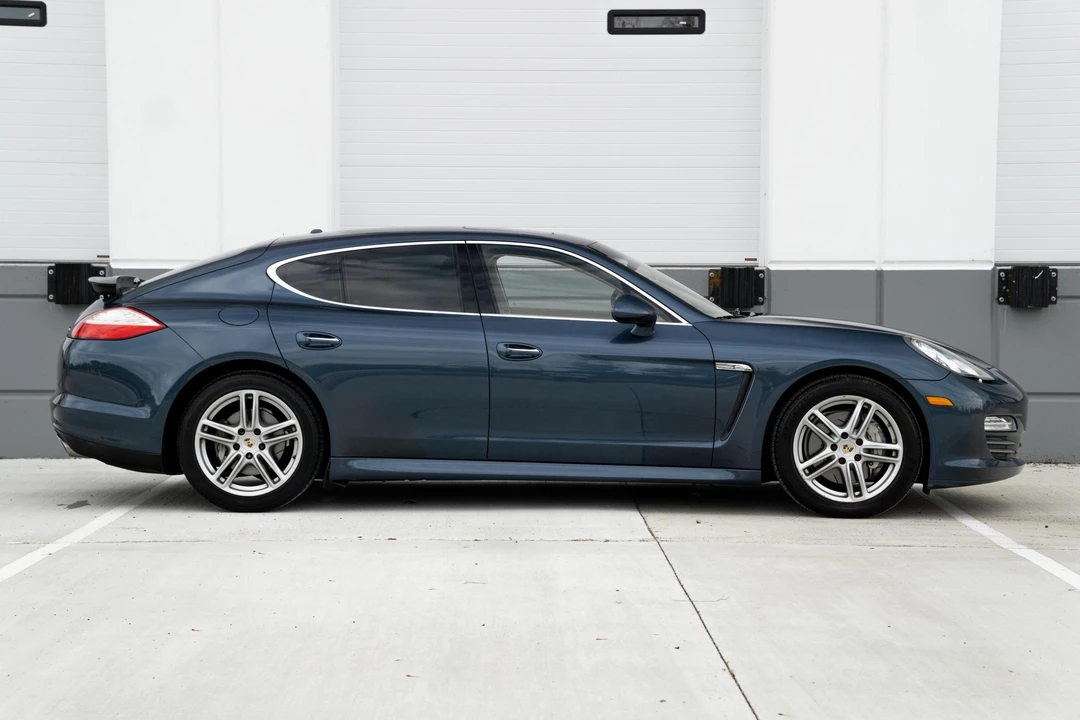 2010 Porsche 970 Panamera 4S - Image 3 of 31