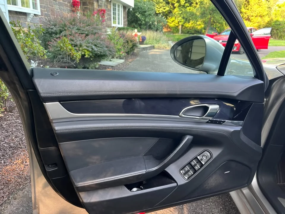 2010 Porsche 970 Panamera 4S - Image 10 of 14