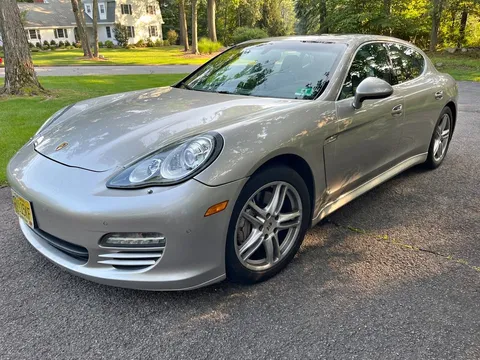 2010 Porsche Panamera 4S