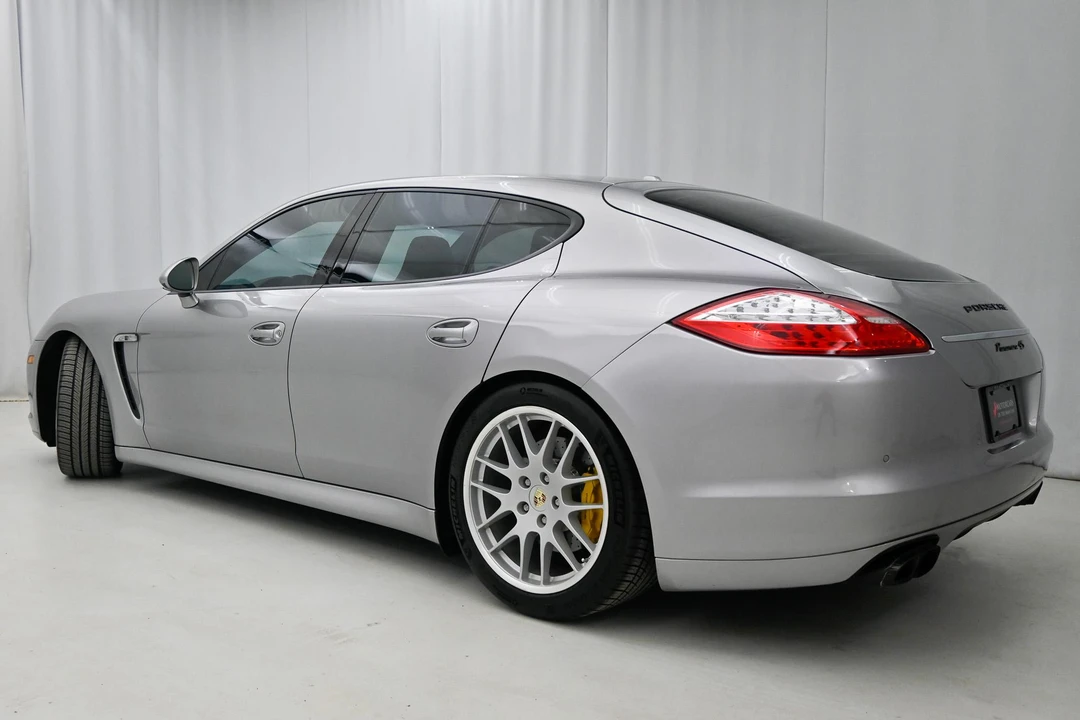 2010 Porsche 970 Panamera 4S - Image 23 of 31