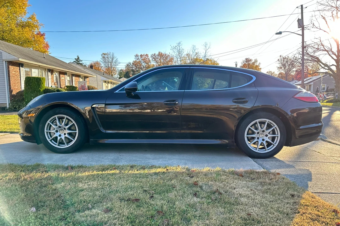 2010 Porsche 970 Panamera 4S - Image 7 of 31
