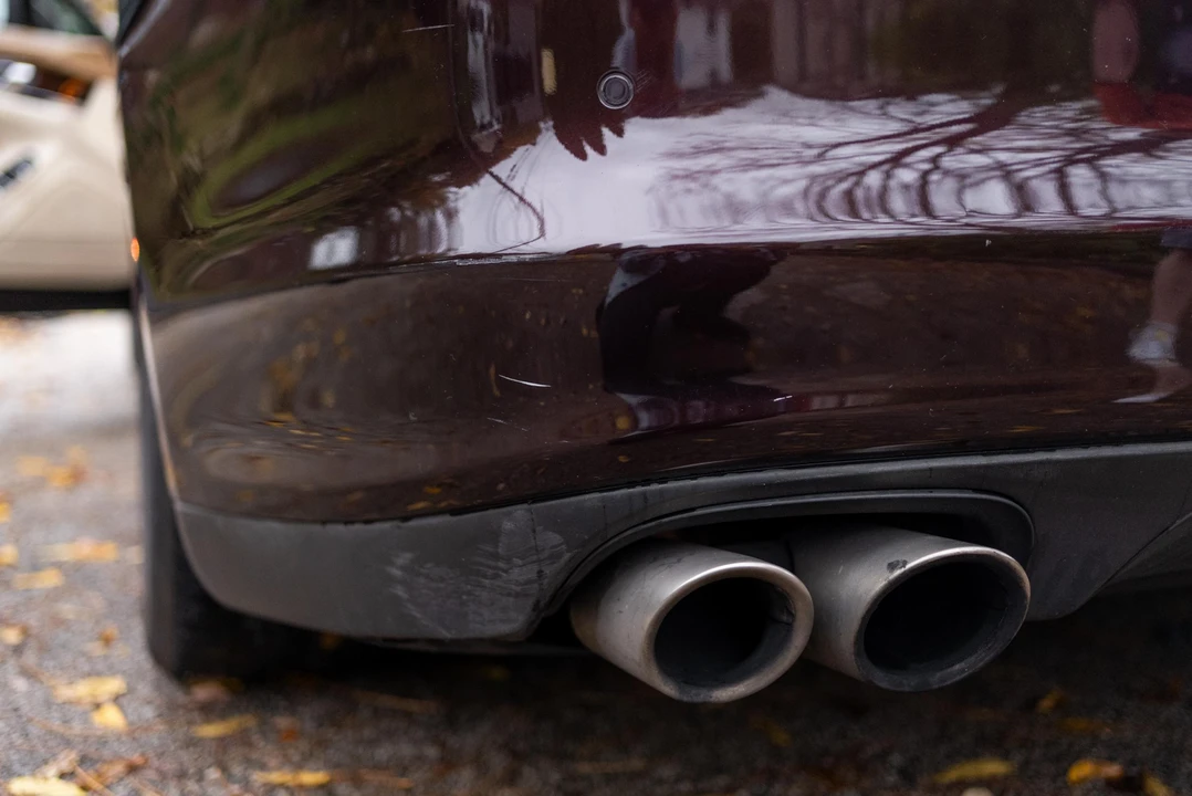 2010 Porsche 970 Panamera 4S - Image 17 of 31