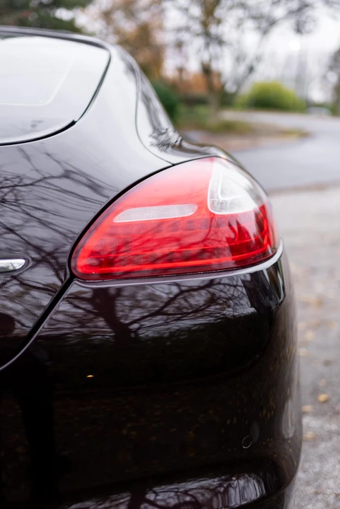 2010 Porsche 970 Panamera 4S - Image 20 of 31