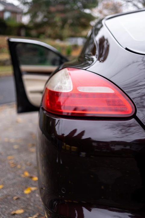 2010 Porsche 970 Panamera 4S - Image 16 of 31