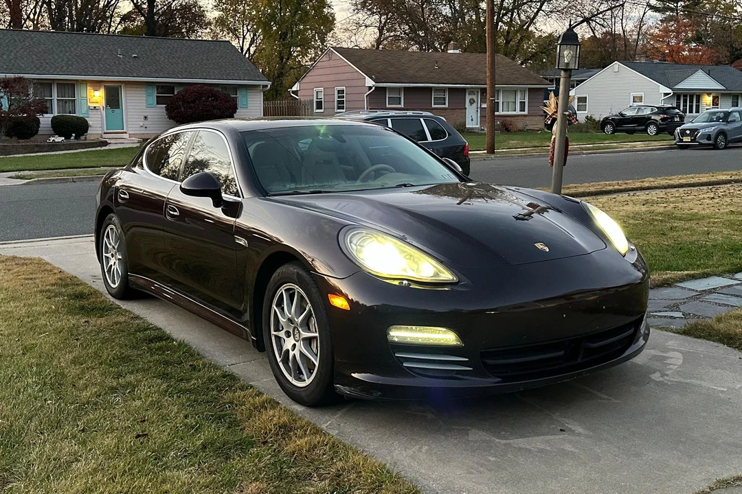 2010 Porsche 970 Panamera 4S - Image 10 of 31