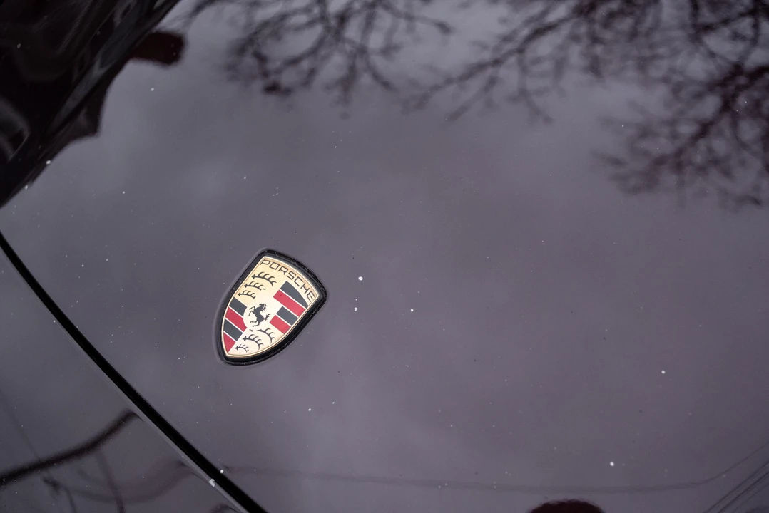 2010 Porsche 970 Panamera 4S - Image 28 of 31