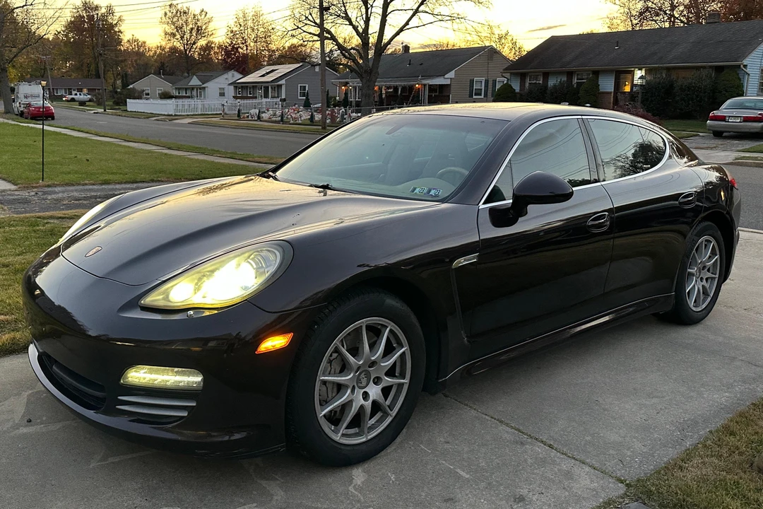 2010 Porsche 970 Panamera 4S - Image 6 of 31