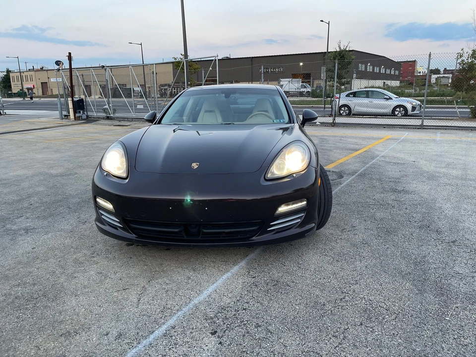 2010 Porsche 970 Panamera 4S - Image 9 of 12
