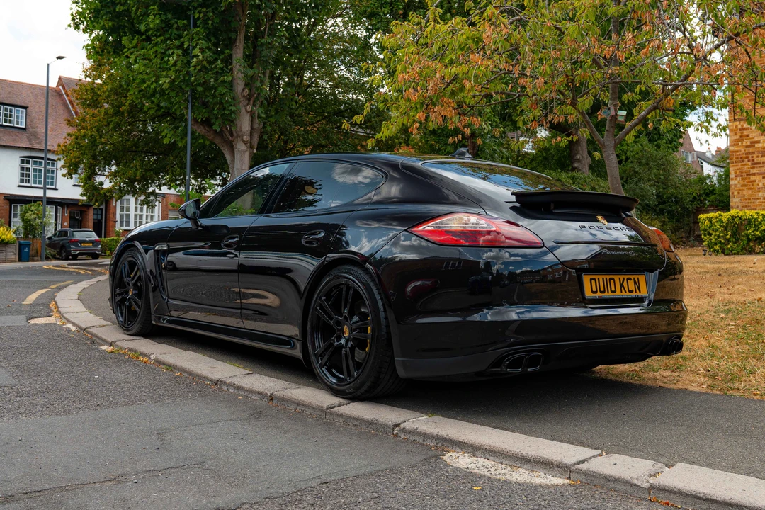 2010 Porsche 970 Panamera 4S - Image 7 of 31