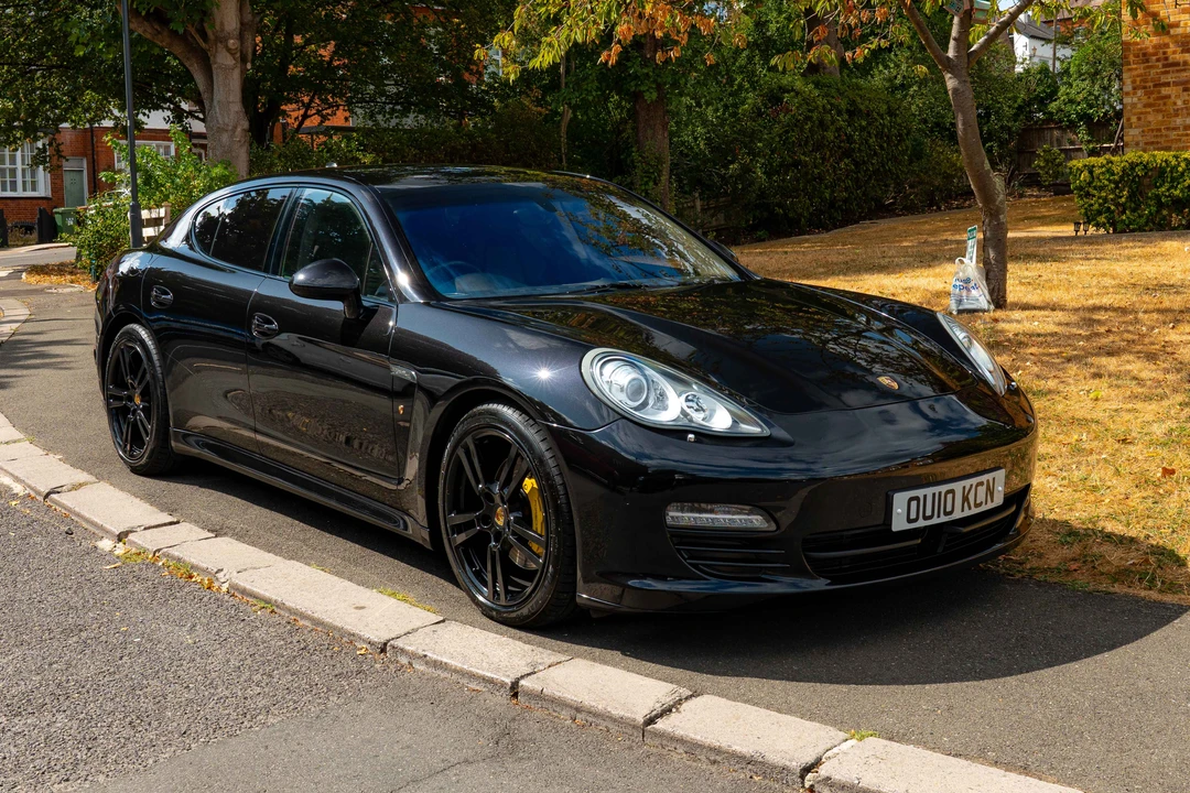 2010 Porsche 970 Panamera 4S - Image 3 of 31