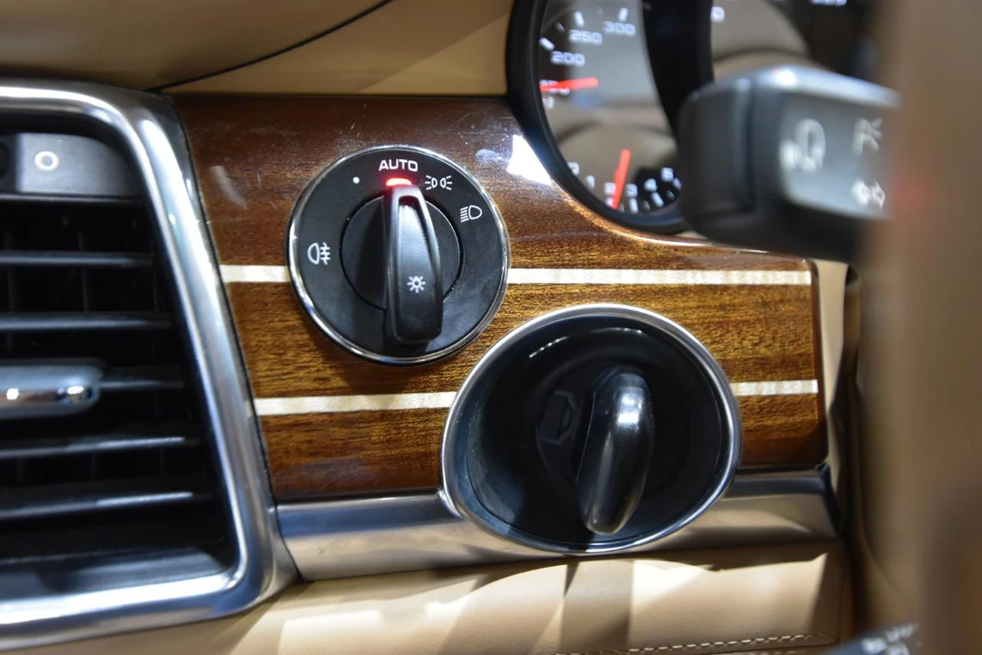 2010 Porsche 970 Panamera Turbo - Image 15 of 31