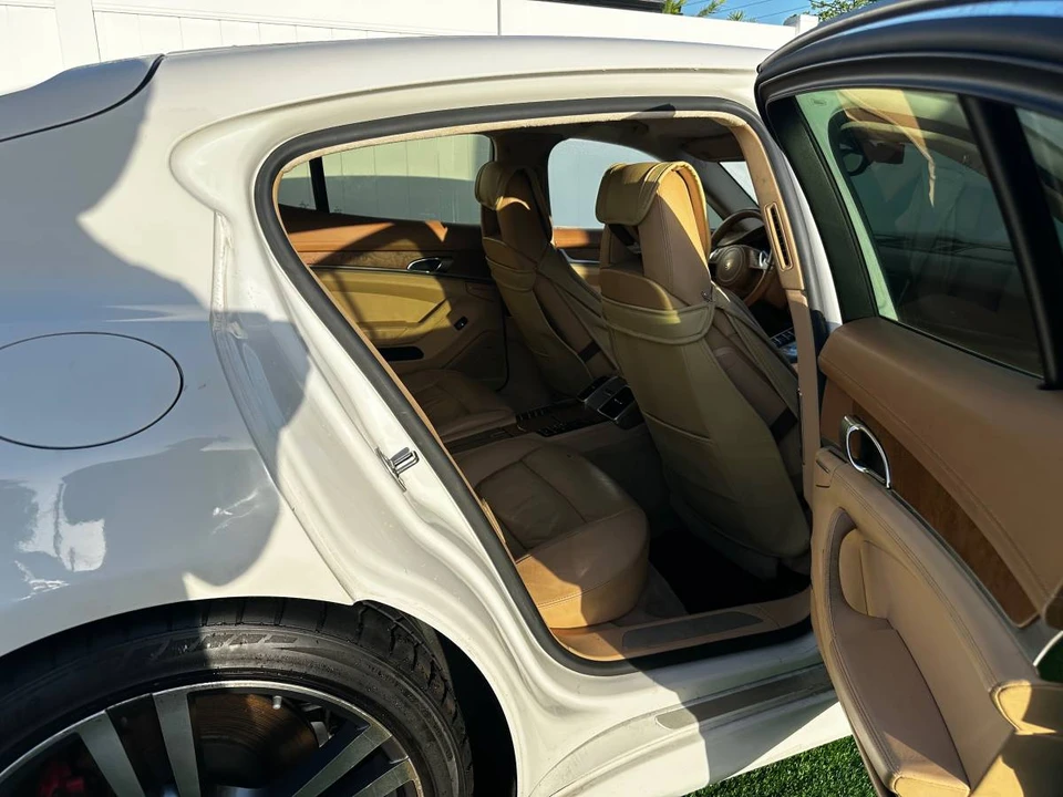 2010 Porsche 970 Panamera S - Image 3 of 11