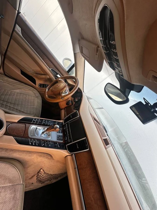 2010 Porsche 970 Panamera S - Image 9 of 11