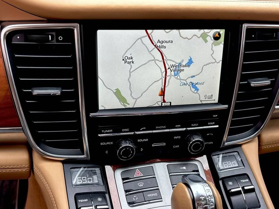 2010 Porsche 970 Panamera - Image 14 of 20