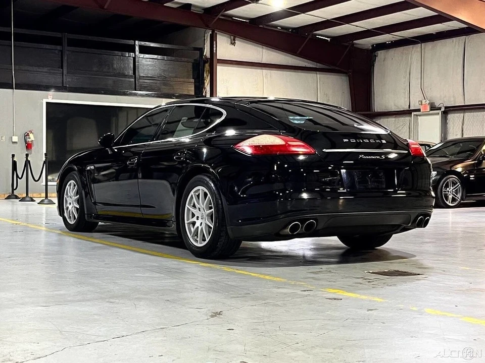2010 Porsche 970 Panamera S - Image 17 of 21