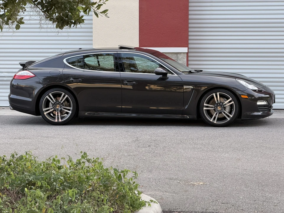 2010 Porsche 970 Panamera S - Image 17 of 31