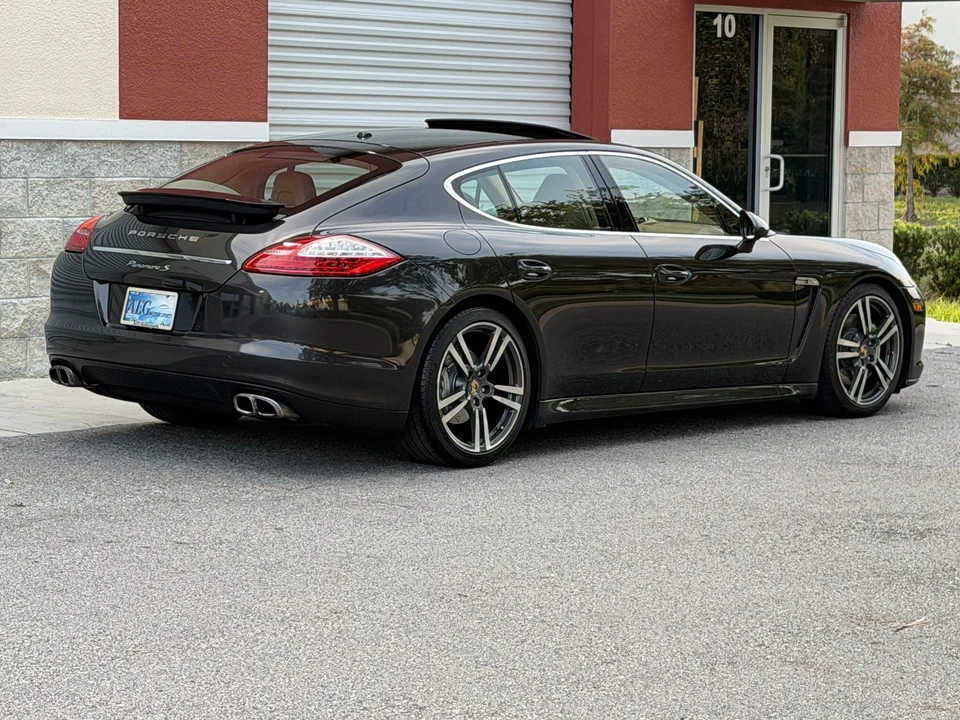 2010 Porsche 970 Panamera S - Image 14 of 31
