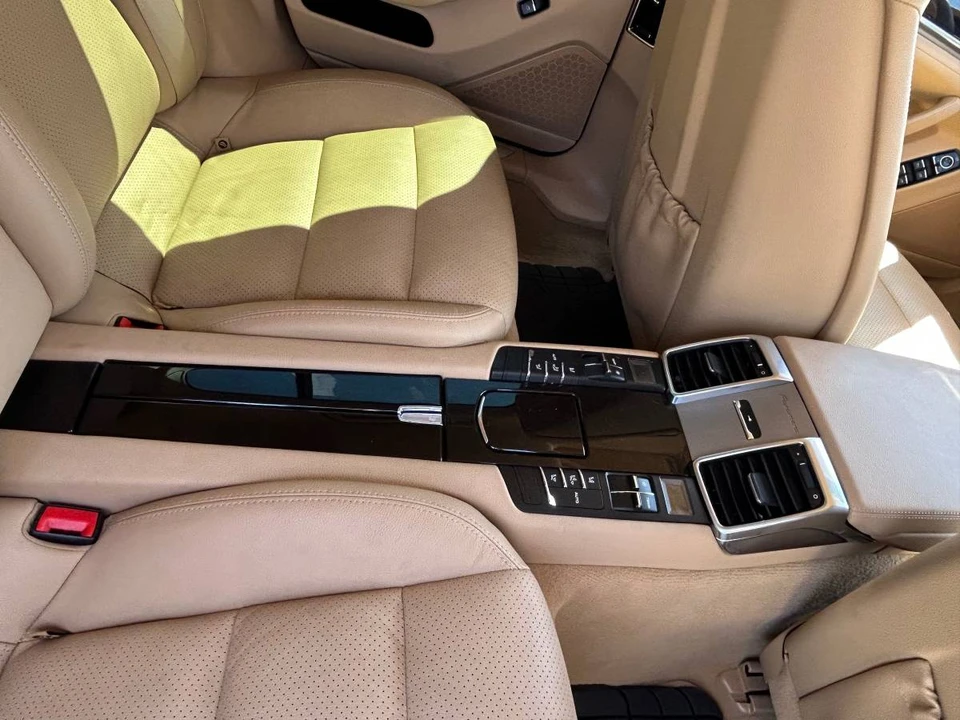 2010 Porsche 970 Panamera S - Image 15 of 23