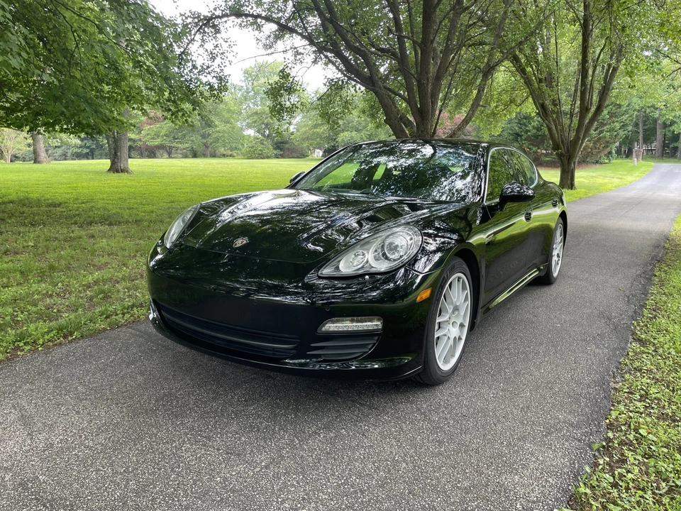 2010 Porsche 970 Panamera S - Image 2 of 31