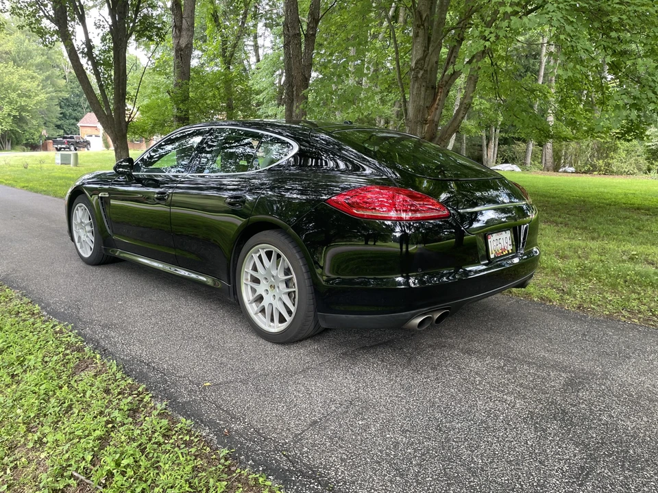 2010 Porsche 970 Panamera S - Image 8 of 31