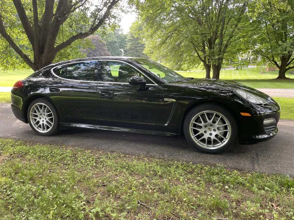 2010 Porsche 970 Panamera S - Image 12 of 31