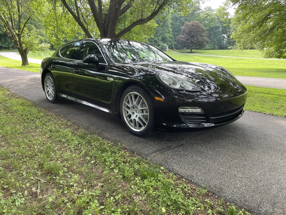 2010 Porsche 970 Panamera S - Image 13 of 31