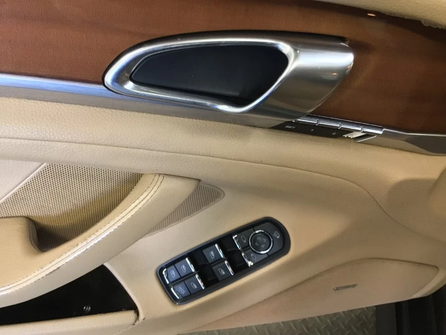 2010 Porsche 970 Panamera S - Image 11 of 19