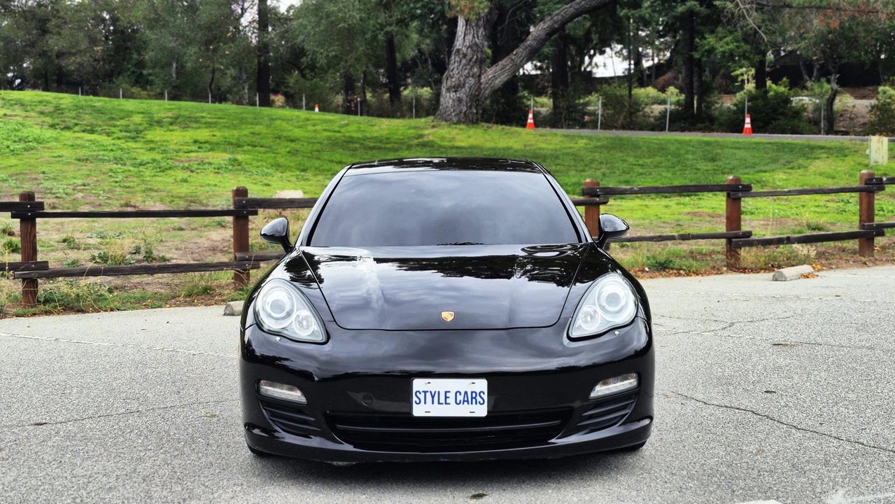 2010 Porsche 970 Panamera S - Image 2 of 31