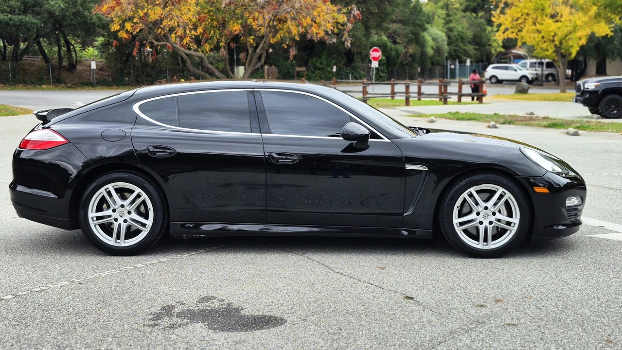 2010 Porsche 970 Panamera S - Image 10 of 31