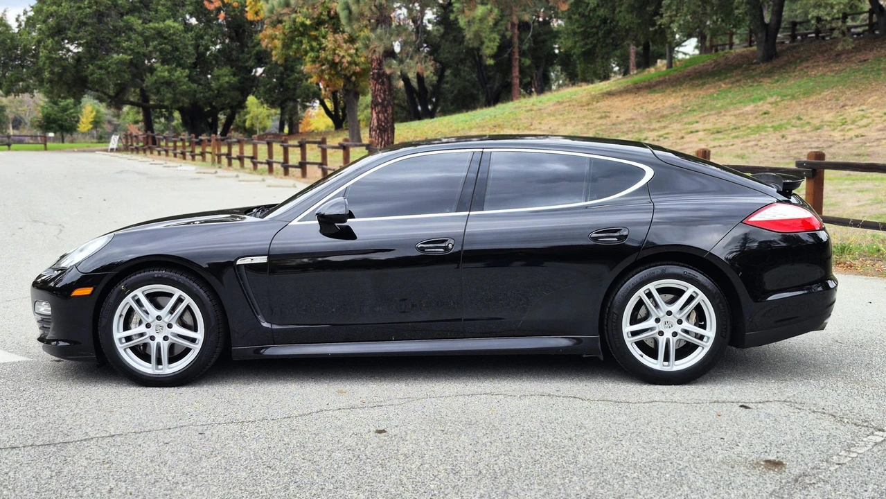 2010 Porsche 970 Panamera S - Image 22 of 31