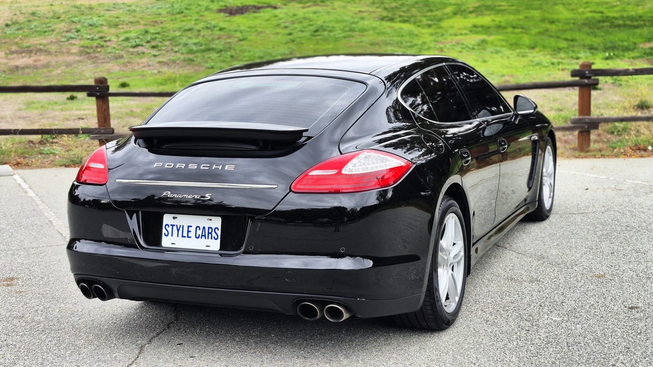 2010 Porsche 970 Panamera S - Image 13 of 31