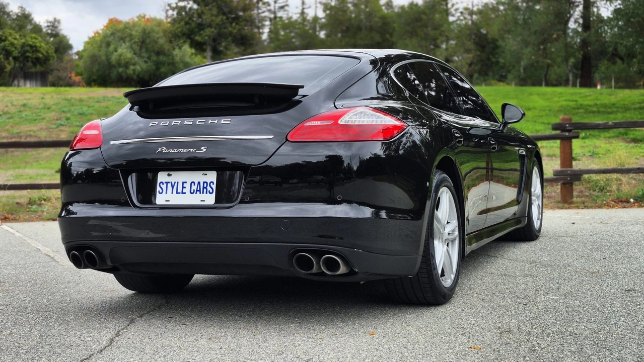 2010 Porsche 970 Panamera S - Image 14 of 31