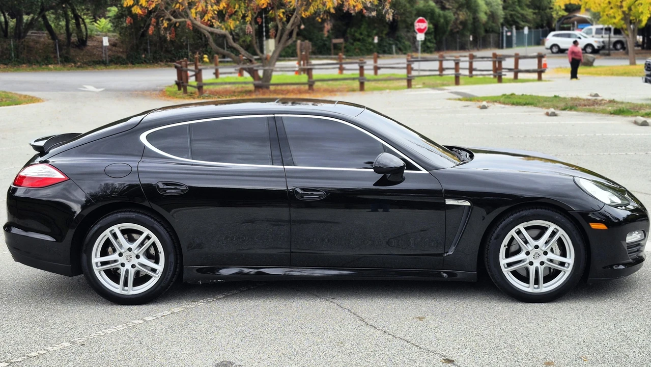 2010 Porsche 970 Panamera S - Image 19 of 31