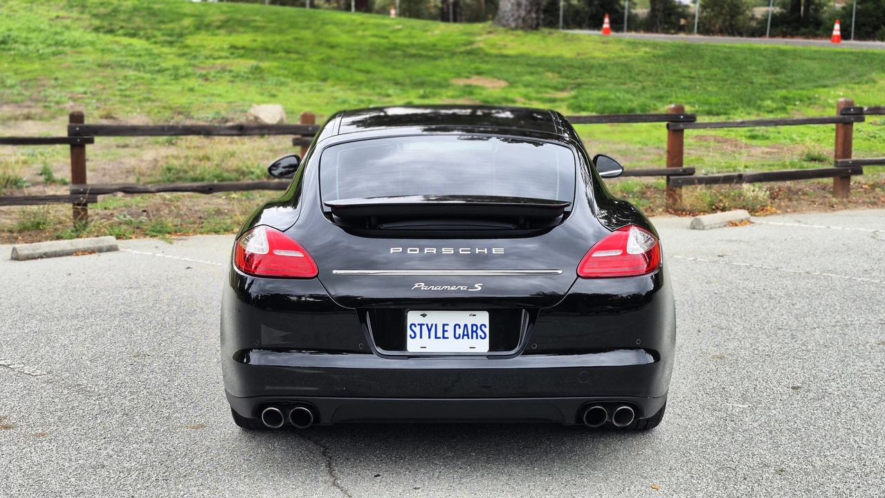 2010 Porsche 970 Panamera S - Image 15 of 31