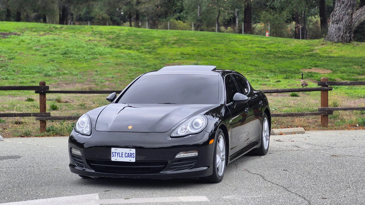 2010 Porsche 970 Panamera S - Image 9 of 31